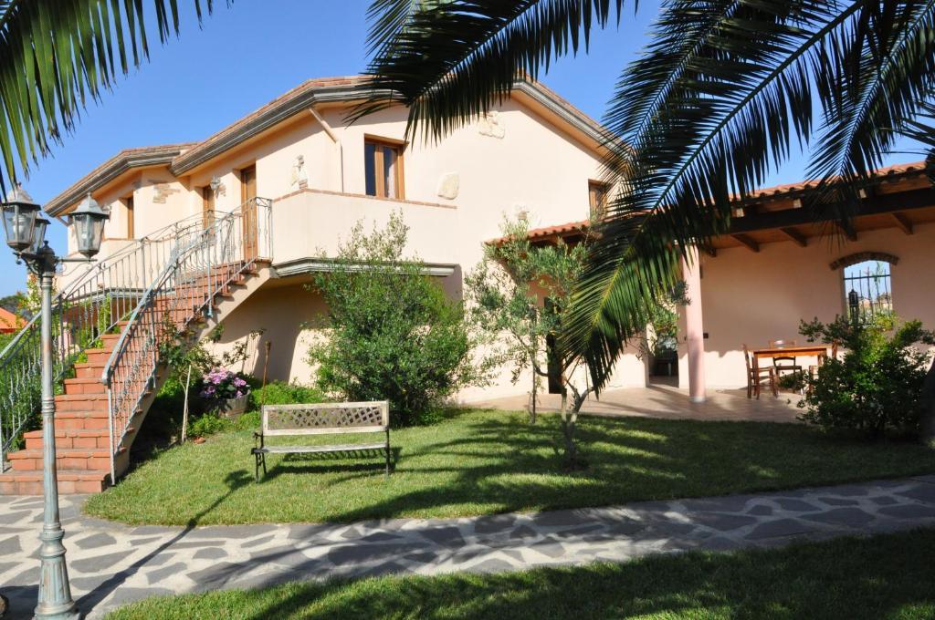 Vila Agriturismo S'Aranada Marrùbiu Exteriér fotografie
