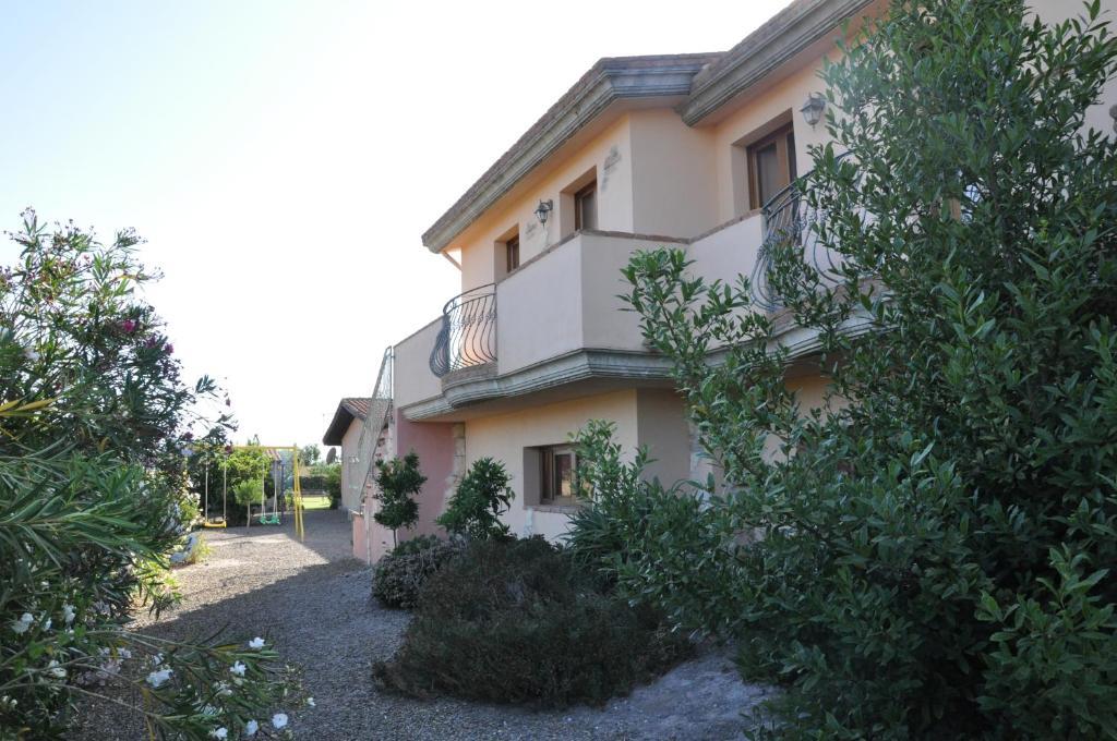 Vila Agriturismo S'Aranada Marrùbiu Exteriér fotografie